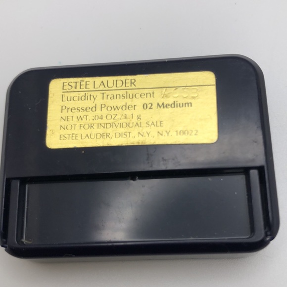 Estée Lauder Pressed Powder, Lip defining pencil - Picture 4 of 7